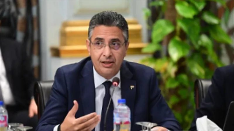 وزير التموين يُكلف