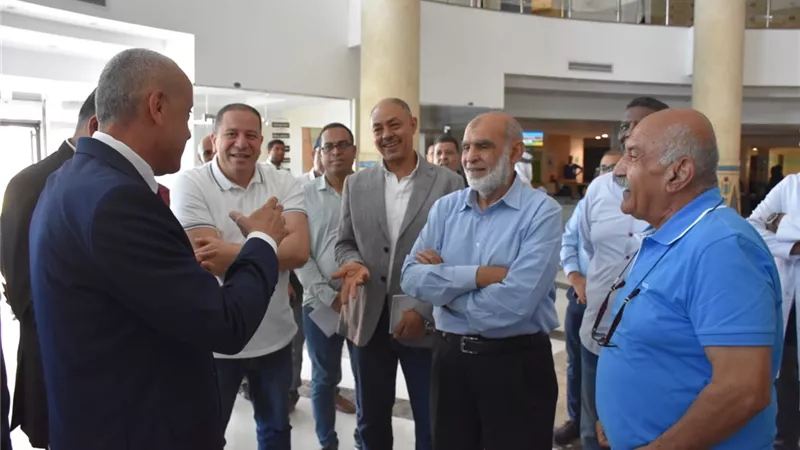 محافظ الأقصر يزور مستشفى شفاء الأورمان
