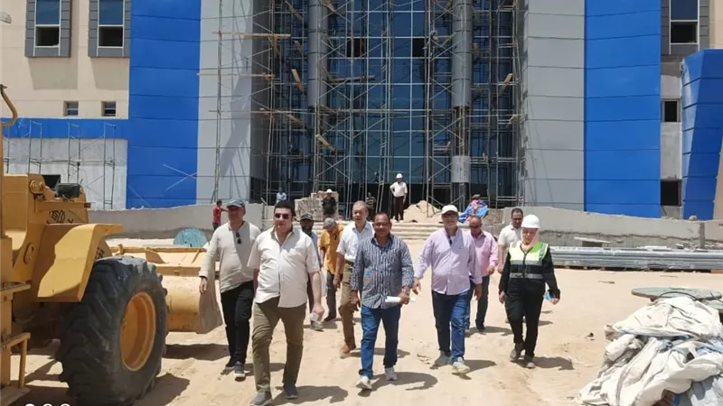 رئيس جهاز العبور يشدد على سرعة الانتهاء من أهم المباني الخدمية