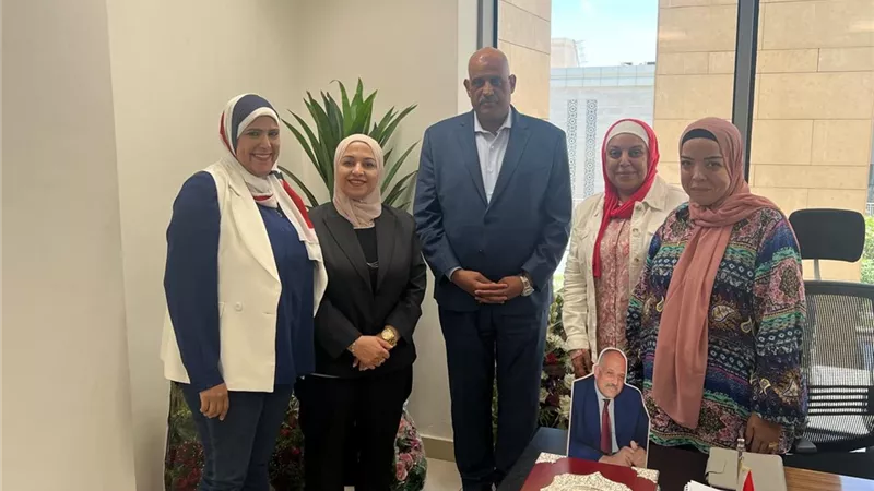 وزارة الرياضة تبحث إنشاء مراكز السلامة النفسية بمراكز الشباب