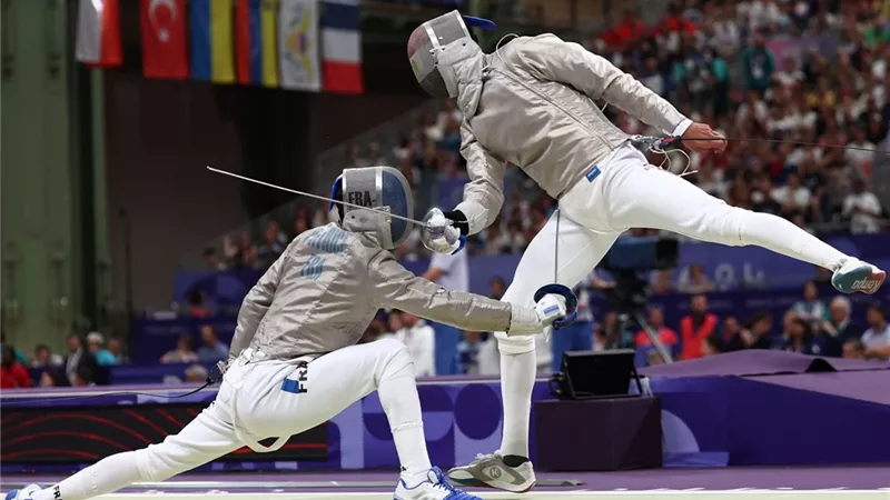 منتخب السلاح يسقط أمام إيطاليا ويحتل المركز السادس بالأولمبياد