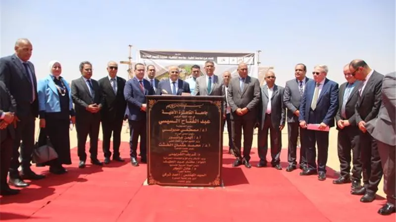 وليد عباس: جامعة القاهرة الأهلية تدعم تنمية مدينة أكتوبر الجديدة