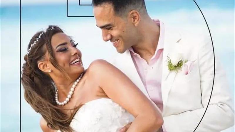 وصلة رقص لبشري مع عريسها فى حفل الزفاف.. فيديو