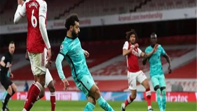 ليفربول يفوز على ارسنال بثنائية مقابل هدف