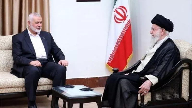 تقارير: خامنئي يؤم صلاة الجنازة على إسماعيل هنية