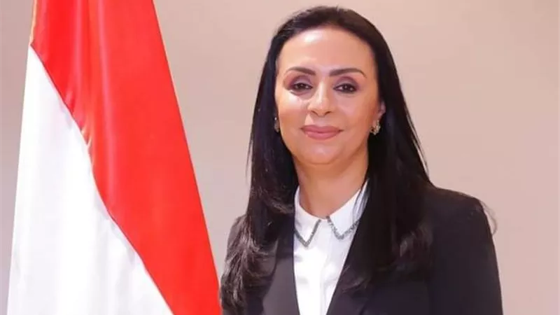 وزيرة التضامن تبحث دعم الأسر الاولى بالرعاية في أسيوط وسوهاج