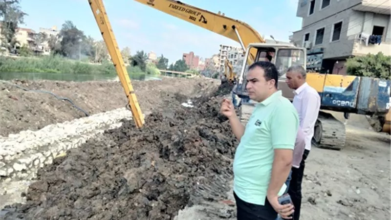 محافظ كفرالشيخ يتابع أعمال إنشاء كورنيش وممشى بحر تيرة بالحامول