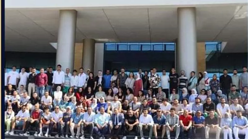 جامعة سوهاج تفوز بالمركز الثاني فى مسابقتي الكرة الشاطئية والفنون
