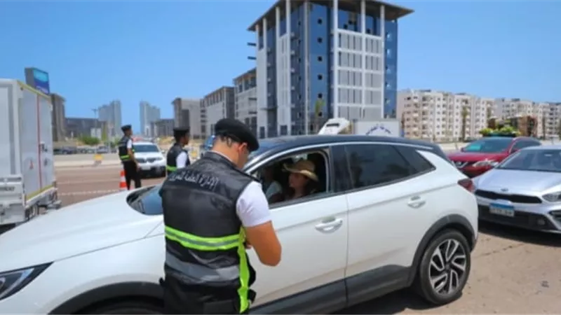 خدمات أمنية ومرورية مكثفة لتأمين فعاليات مهرجان العلمين