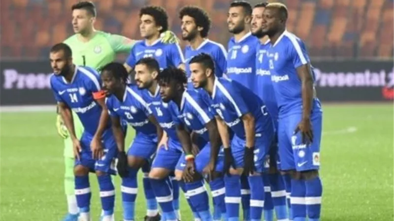 حسام حسن يقود هجوم سموحة أمام المصري بدوري نايل