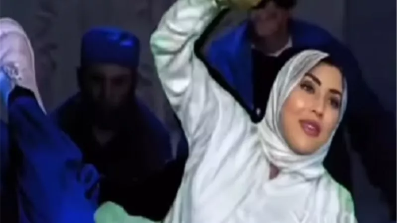 بعد نجاح مثيرة للجدل.. آيتن عامر تروج لاغنيتها الجديدة 