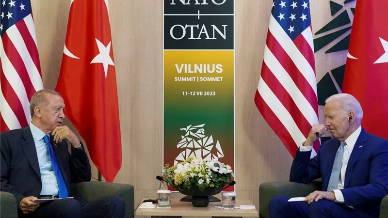 إردوغان لبايدن: إسرائيل تسعى لتوسيع نطاق حرب غزة