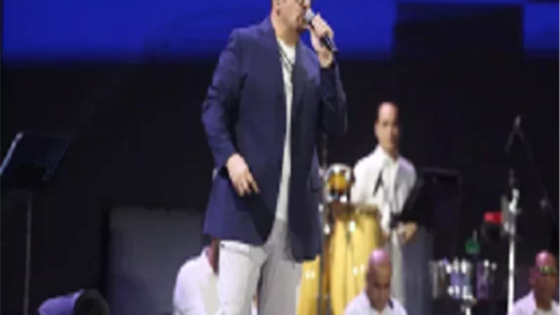 ناري نارين.. هشام عباس يشعل مهرجان العلمين بأغانيه المميزة