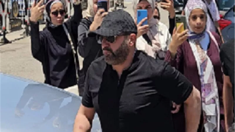 السقا وآيتن عامر ونور النبوى يودعون تامر فتحي
