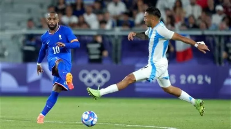 فرنسا تهزم الأرجنتين وتصعد لملاقاة مصر بأوليمبياد باريس