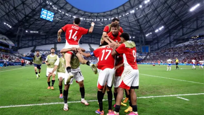 منتخبا القدم واليد يصنعان السعادة للمصريين بالأولمبياد