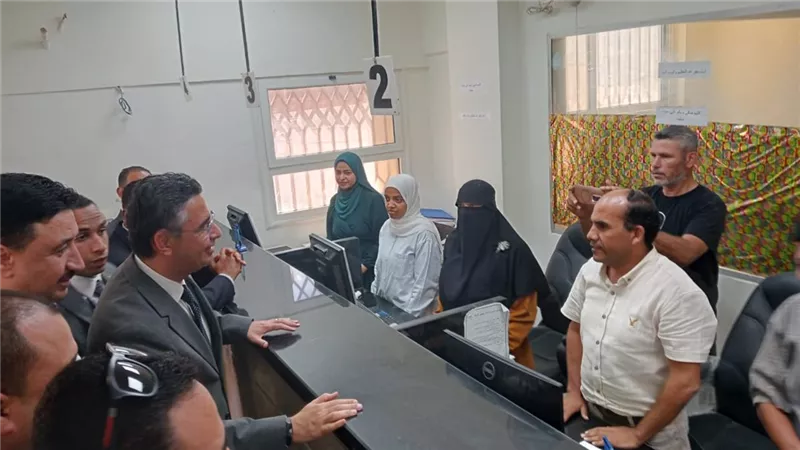 وزير التموين:التنسيق مع الإنتاج الحربي لتقليص مدة استخراج البطاقات