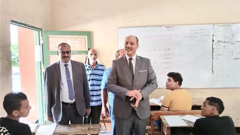 17761 طالبًا يؤدون امتحانات الدور الثاني للشهادة الإعدادية