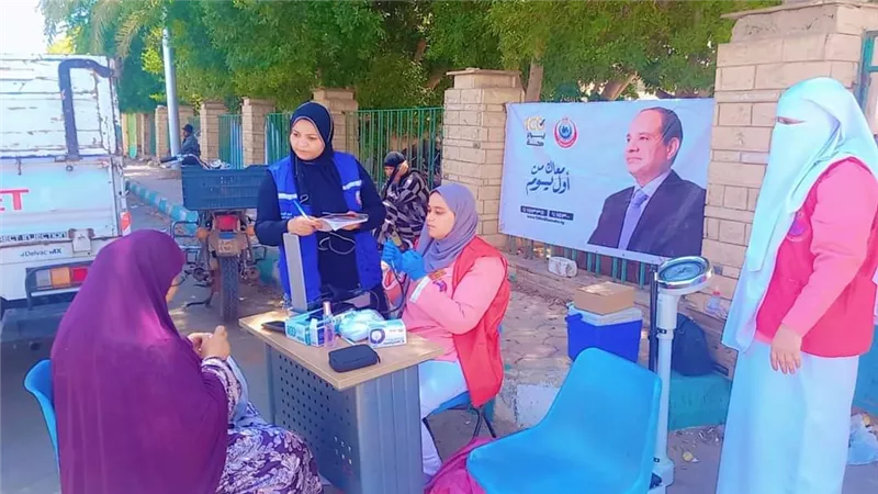 علاج 103 حالة مرضية ببلاط بالواحات