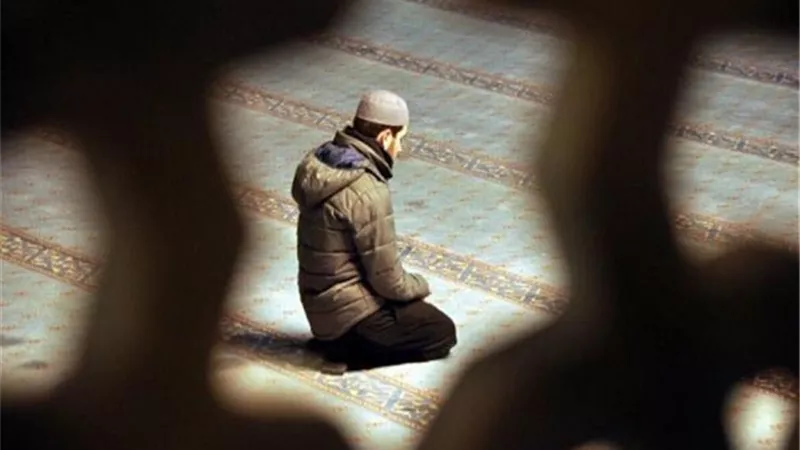 ماهى صلاة الغداة..عالم الأزهر يُجيب