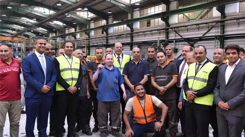 وزير العمل يعلن عن فرص جديدة بالمنطقة الصناعية فى العاشر من رمضان