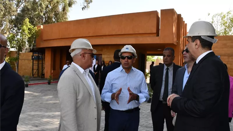 وزير الشباب يشهد بدء البرنامج التنفيذي لمدرسة الموهوبين الرياضية