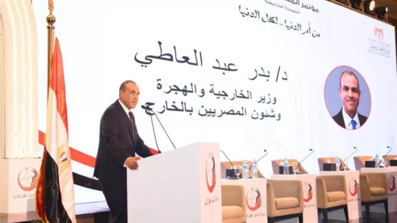 وزير الخارجية يدعو المصريين بالخارج للإطلاع على برنامج عمل الحكومة واقتراح المبادرات