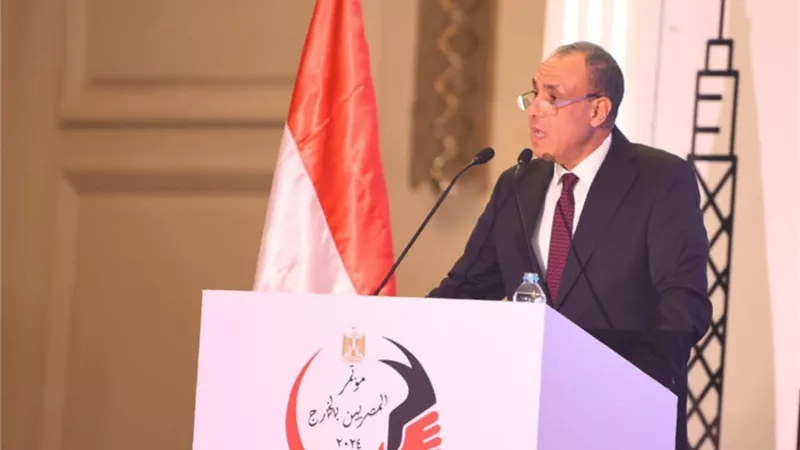 وزير الخارجية يكشف خطة رقمنة الخدمات القنصلية لخدمة المواطن