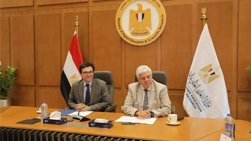 التعليم العالي: التعاون مع وزارة الثقافة لتنشيط المسرح الجامعي