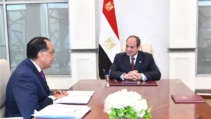 الرئيس يؤكد توجه الدولة بدعم وتشجيع القطاع الخاص المصري والأجنبي لزيادة الاستثمارات الصناعية