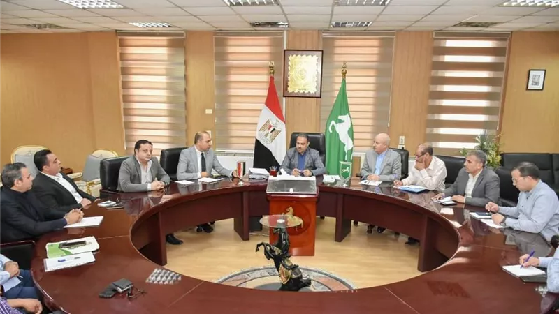 انشاء مصنعين لتدوير القمامة بالسلام والخطارة على مساحة ٣٧فدانا