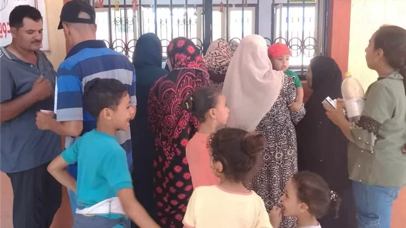 صحة دمياط تواصل برنامج القوافل الطبية المجانية بالقري