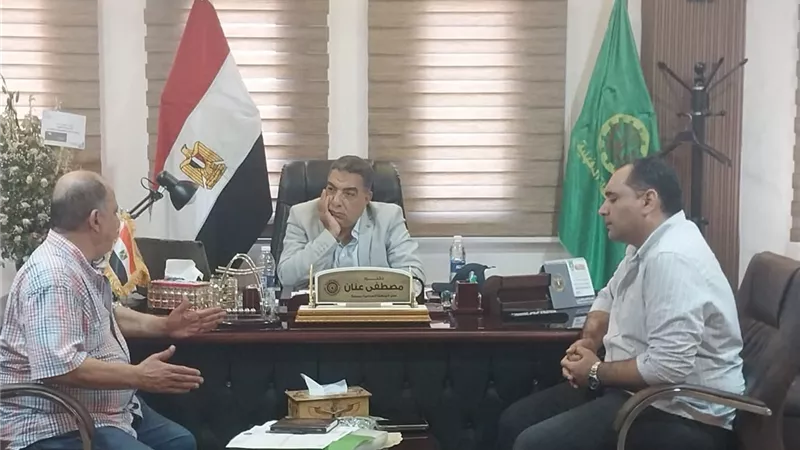 محافظ الدقهلية يقوم بجولة لمقر الجهاز التنفيذي للمنطقه الصناعية