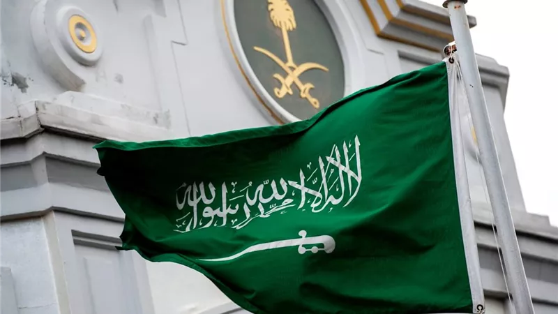 السعودية تدعو مواطنيها إلى مغادرة لبنان 