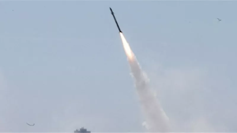 إطلاق رشقة صاروخية من الجنوب اللبناني باتجاه إصبع الجليل في إسرائيل