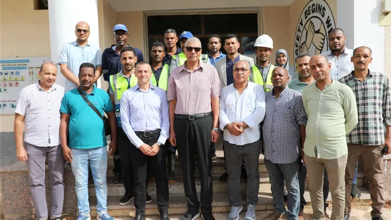 محافظ أسوان يتفقد منظومة التشغيل بمحطة مياه جبل شيشة بالشلال