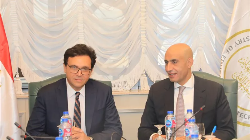 وزيرا التعليم والثقافة يبحثان التعاون لاكتشاف ورعاية مواهب الطلاب