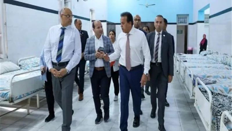 لتصبح أول مدينة طبية متكاملة.. وزير الصحة يوجه بوضع تصور لتطوير مستشفى الخانكة