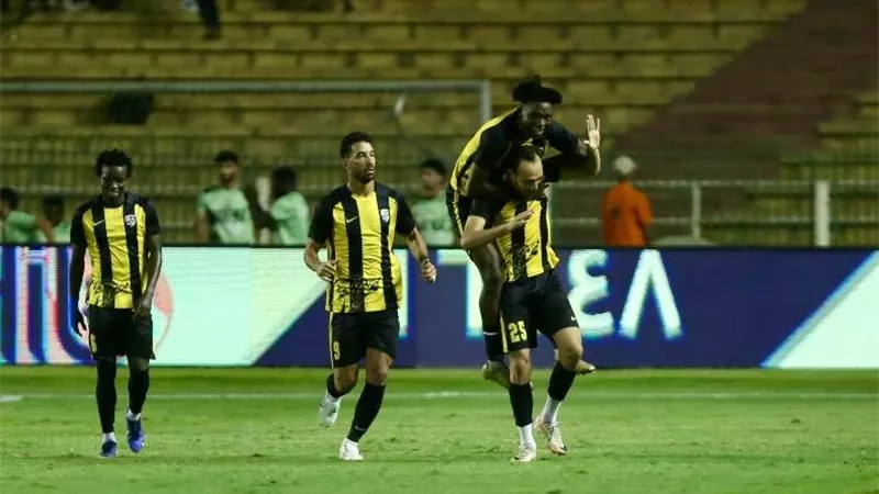 3 أندية مصرية ينتافسون على ضم نجم المقاولون العرب