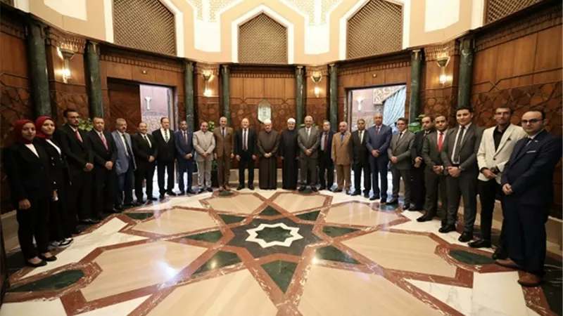 الطيب: مستعدون لتسخير وعاظ الأزهر للوعي بمخاطر 