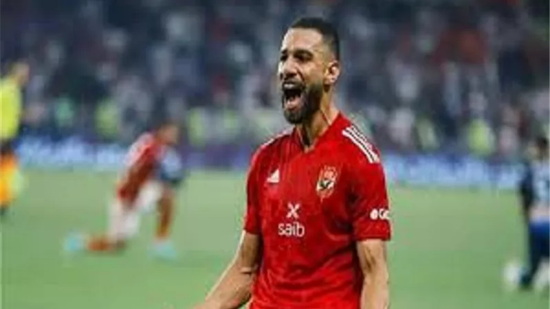 تجديد عقد عمرو السولية مع الاهلي موسما واحدا