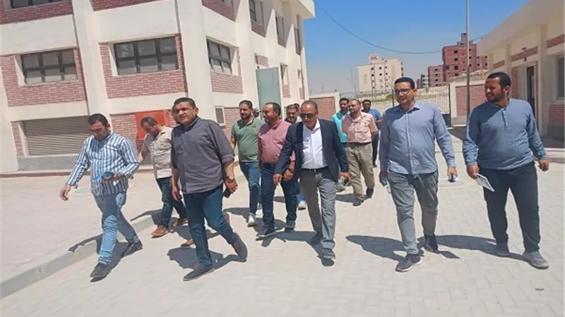 تفاصيل زيارة مسؤولي وزاره الاسكان بمدينه 15 مايو