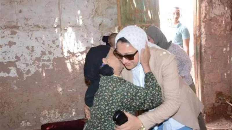 جفت دموع الاربعين وعمت الفرحة جموع المواطنين بالوادى الجديد.صور