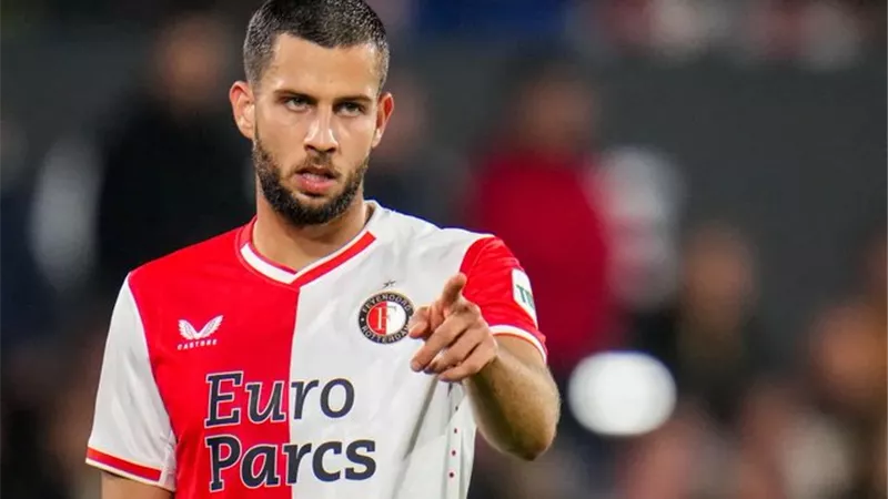نجم فينورد الهولندي يكشف سر فشل انتقاله الى أتلتيكو مدريد