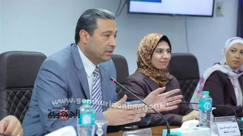 محافظ دمياط يترأس ندوة المبادرة الوطنية للمشروعات الخضراء الذكية