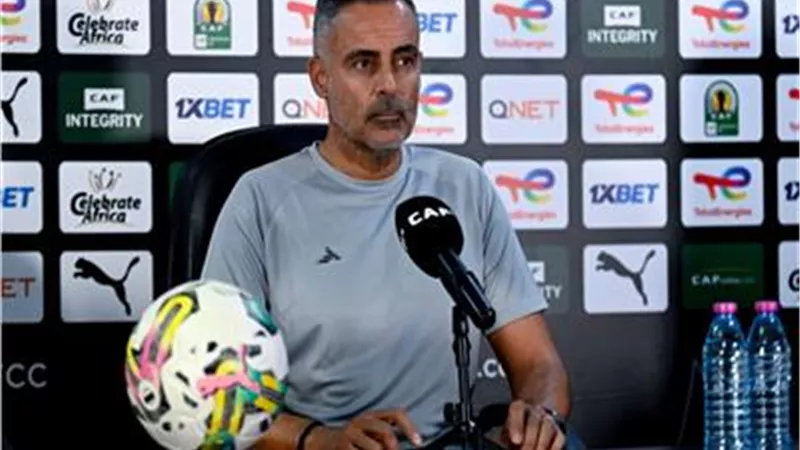 جوميز يطالب الزمالك بضم مهاجم أجنبي