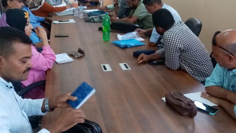 رئيس مركز أرمنت يتابع أعمال مشروعات 
