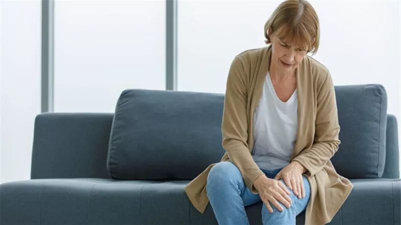 تشنجات العضلات .. أهم أعراض نقص الكالسيوم عند النساء