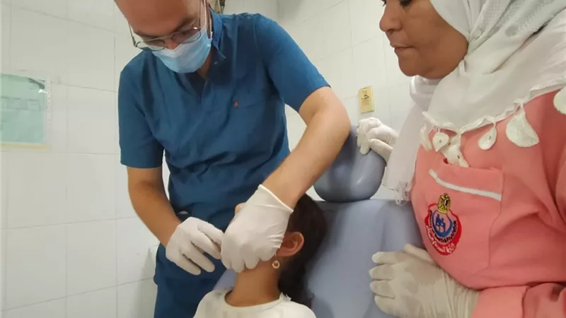 علاج 5905 مواطنين بالمجان خلال قافلة طبية بقرى بالشرقية