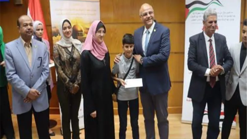 محافظ القليوبية يشارك في تكريم أسر فلسطينية متضررة من حرب غزة